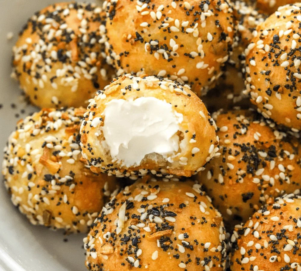 Air fryer homemade mini bagels freshly baked and ready to eat