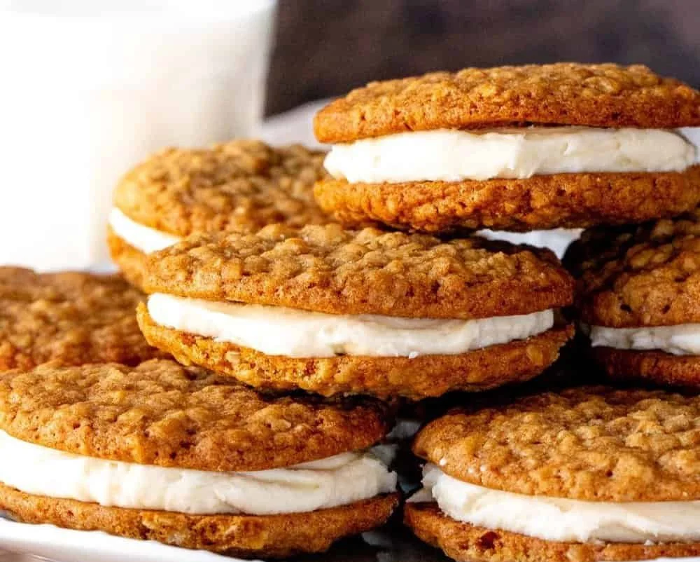 Delicious homemade Oatmeal Cream Pies with creamy filling between soft cookies.