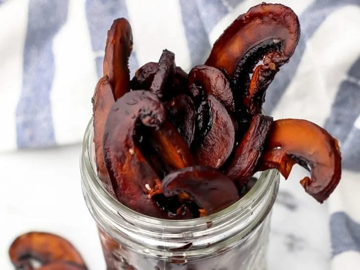 Plant-based mushroom jerky for vegans, a nutritious and tasty snack option.