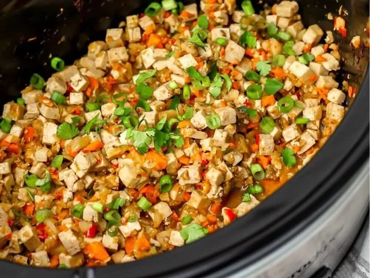Easy vegan lettuce wraps recipe with fresh vegetables and flavorful filling